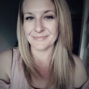 Meet your Posher, Anessa